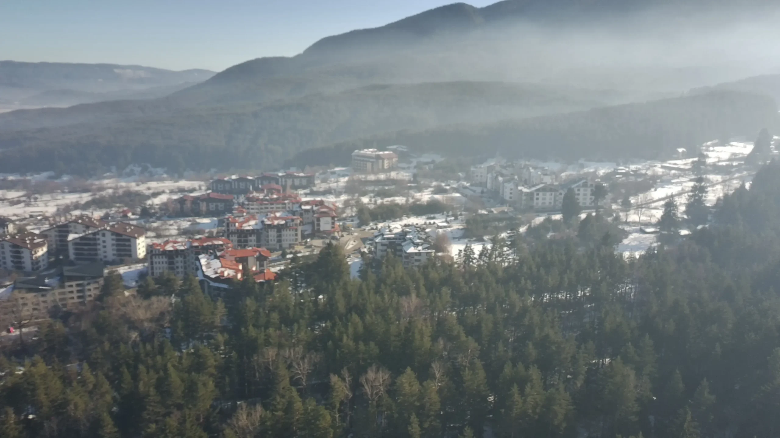 Jak zaoszczędzić na nartach w Bansko: Przewodnik po smartowym narciarstwie